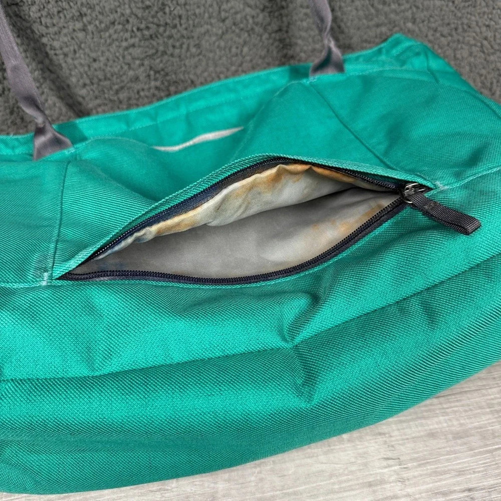 Patagonia Transport Tote 20L Green Laptop Bag Travel Briefcase Padded 49460‎